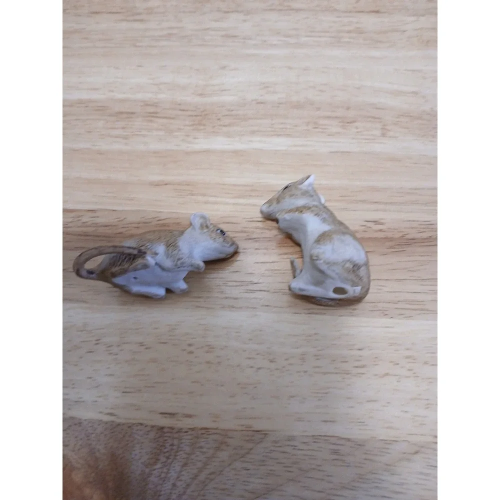 Little Critterz Mouse Kangaroo Rats Set of 2 Ceramic Brown Mice